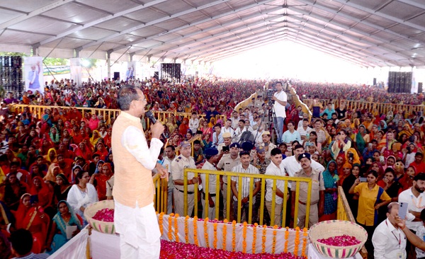 बहनों की जिंदगी को खुशहाल बनाने के लिए नहीं छोड़ी जाएगी कोई कमी: शिवराज