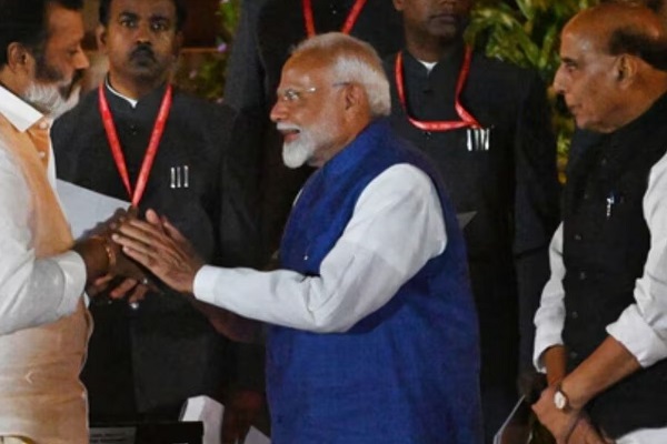 केन्द्रीय मंत्री सुरेश गोपी ने की इस्तीफे की पेशकश, उनकी जगह राज्यसभा सदस्य को देने की सिफारिश..