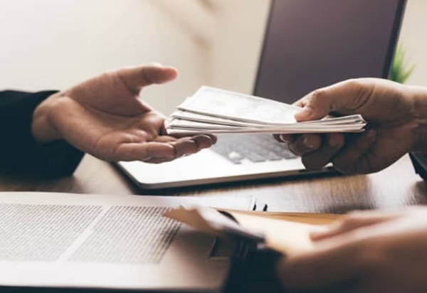 MP: सिवनी लूट कांड में एक और गिरफ्तारी.. ठेकेदार से 75 हजार की घूस लेते धराया कांस्टेबल