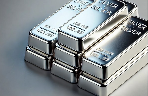 चांदी के भाव में जोरदार उछाल के बीच सप्लाई संकट गहराया, सिल्वर ईटीएफ में निवेश पर रोक