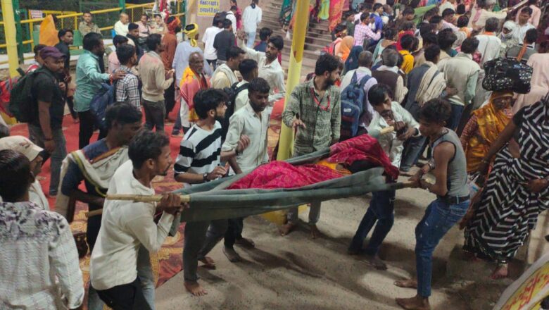 माँ रतनगढ़ के दरवार में श्रृद्धालुओं ने देखे अदभुद चमत्कार