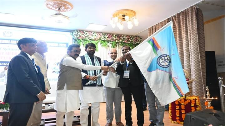 जबलपुरः वीयू-वीआईपीएम वार्षिक अधिवेशन एवं राष्ट्रीय सम्मेलन-2025 का भव्य शुभारंभ