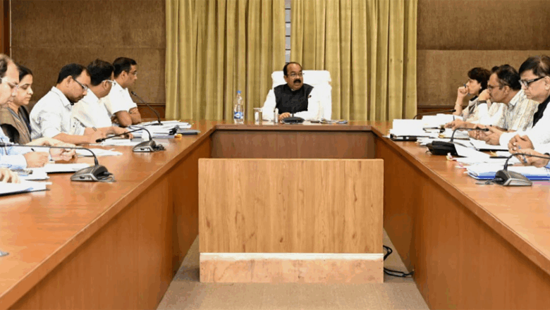 उप मुख्यमंत्री अरुण साव ने नगरीय प्रशासन विभाग की समीक्षा बैठक ली, दीपावली से पहले वेतन भुगतान के निर्देश