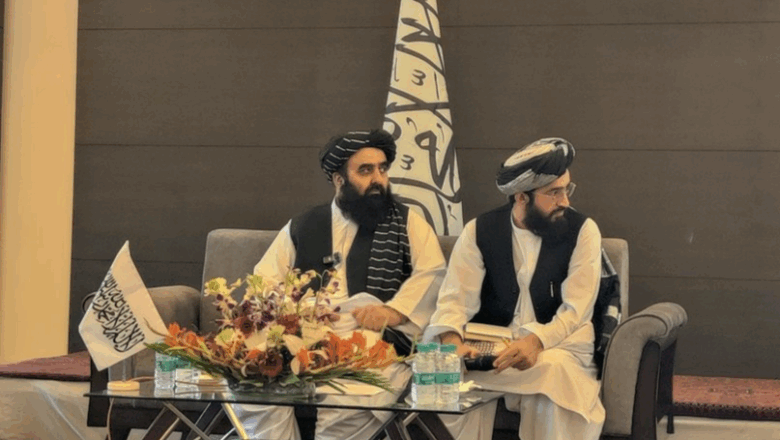 अफगानिस्तान शांति चाहता है, लेकिन राष्ट्रीय हितों पर समझौता नहीं करेगा: विदेश मंत्री मुत्ताकी