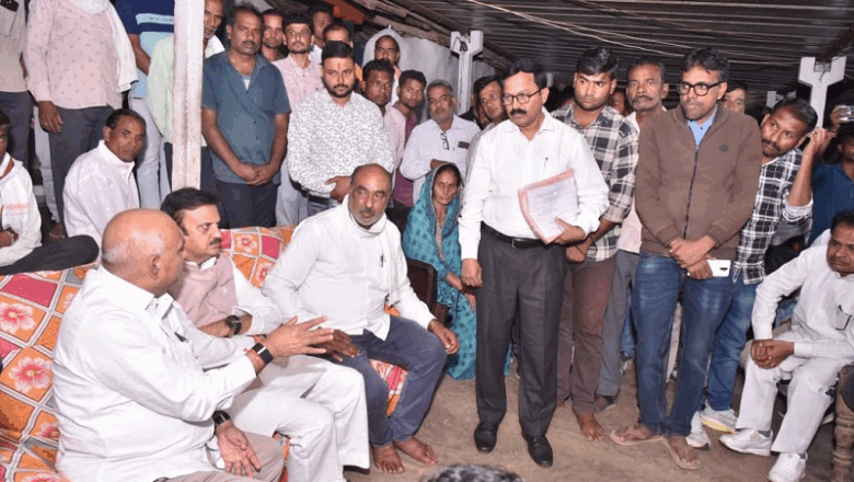 मप्रः उप मुख्यमंत्री शुक्ल ने आमला में पीड़ित परिवारों से मुलाकात कर दी सांत्वना