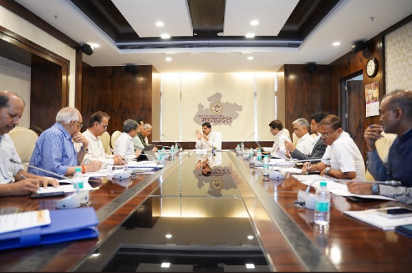 खाड़ी देशों में रह रहे म.प्र. के निवासियों की सहायता के लिए मध्यप्रदेश भवन, नई दिल्ली और भोपाल में कंट्रोल रूम स्थापित