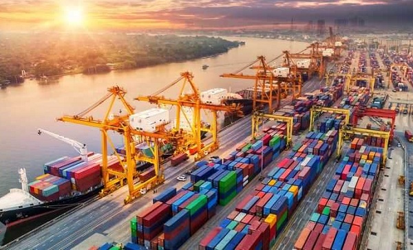 US: बढ़ती महंगाई रोकने के लिए खाद्य पदार्थों से हटा टैरिफ…किसानों को राहत की उम्मीद