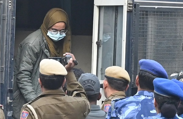 दिल्ली ब्लास्ट केस: कई शहरों में थी धमाके की साजिश, 5 डॉक्टरों ने 26 लाख जुटाकर खरीदी विस्फोटक सामग्री