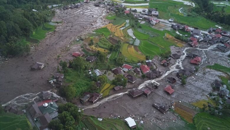 Cyclonic सेन्यार ने इंडोनेशिया और थाईलैंड में मचाई तबाही, मृतकों का आंकड़ा 300 के पार