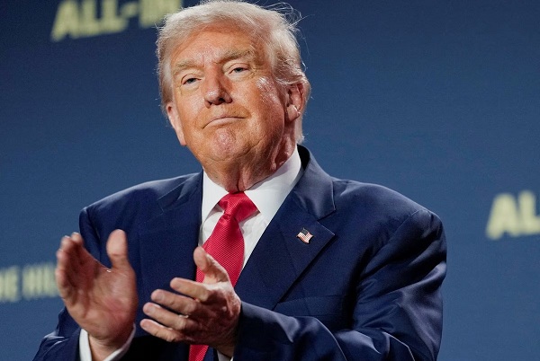 US : राष्ट्रपति ट्रंप ने 6 डेमोक्रेट सांसदों को बताया द्रेशद्रोही…, बोले- क्यों न इन्हें जेल में डाल दिया जाए?