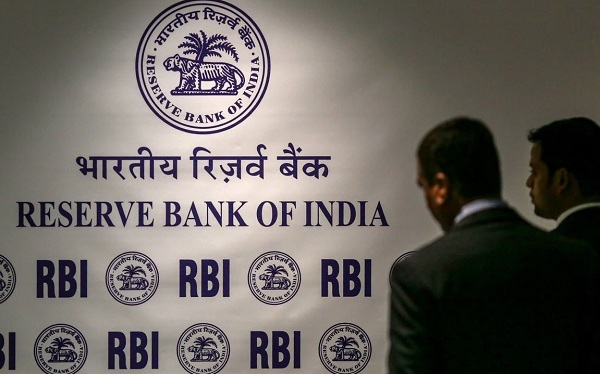 बार-बार नोटिस के बाद भी SFT Report दबा रहे UP-उत्तराखंड के 26 सहकारी बैंक, एक्शन की तैयारी…