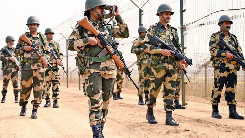 J&K: पुलवामा में आतंकी ठिकानों का भंडाफोड़, आतंकवादियों का मददगार अरेस्ट