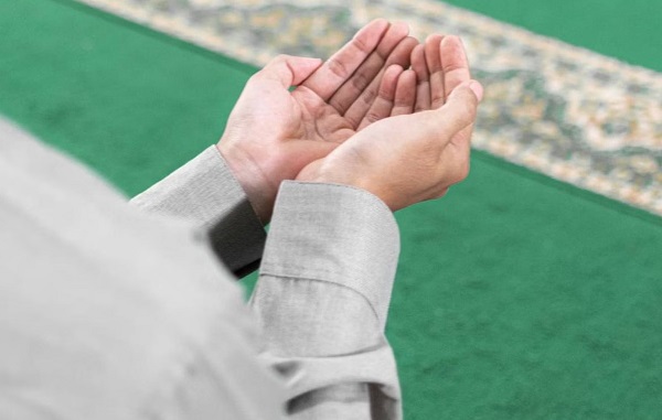 MP: जबलपुर के एक स्कूल का फरमान… जुमे को रहेगी छुट्टी, रविवार को नहीं, छिड़ा विवाद