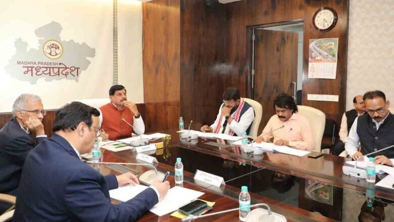 डेयरी विकास के साथ दुग्ध उत्पादन को बढ़ाएं, पशु चिकित्सा सेवाओं का करें विस्तार: मुख्यमंत्री डॉ. यादव