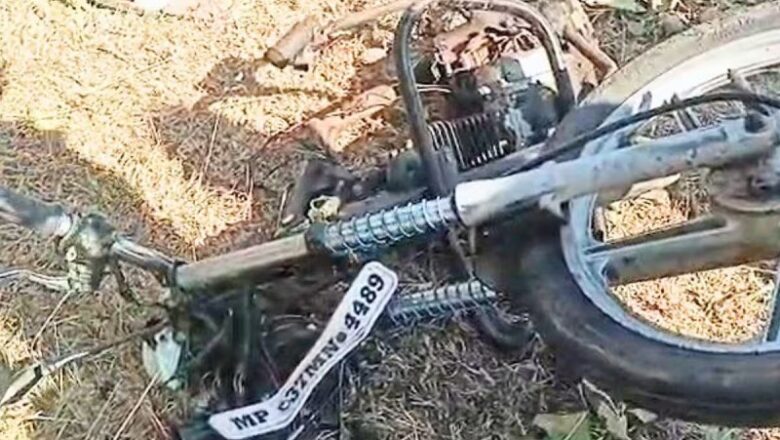 MP: सीहोर में डोनेटर ले जा रहा था युवक…. चलती बाइक में हुआ ब्लास्ट, पैरों के चीथड़े उड़े