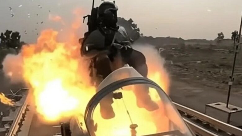 भारत की बड़ी उपलब्धि…. DRDO ने किया पायलट की जान बचाने वाले एस्केप सिस्टम का सफल ट्रायल