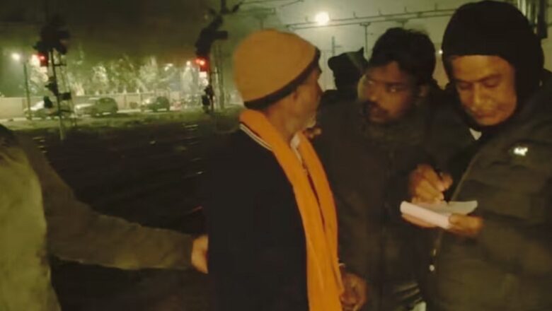 UP: शाहजहांपुर में रेलवे ट्रैक पार करते समय ट्रेन की चपेट आया परिवार, 5 लोगों की मौत