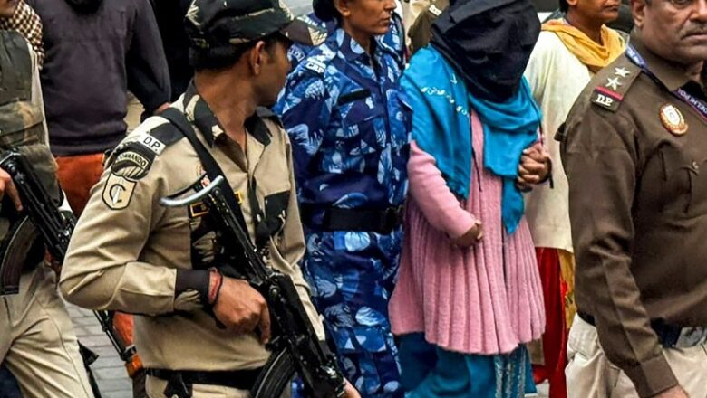 Delhi Blasts: डॉ. शाहीन के लॉकर में मिली अरब की करंसी.. विदेश में बसने की थी चाहत