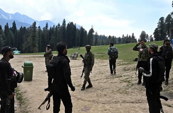 Pak को याद आए ऑपरेशन सिंदूर के झटके, स्वीकारी हमले की बात… कहा- भारत को समझाने आए थे दो देश