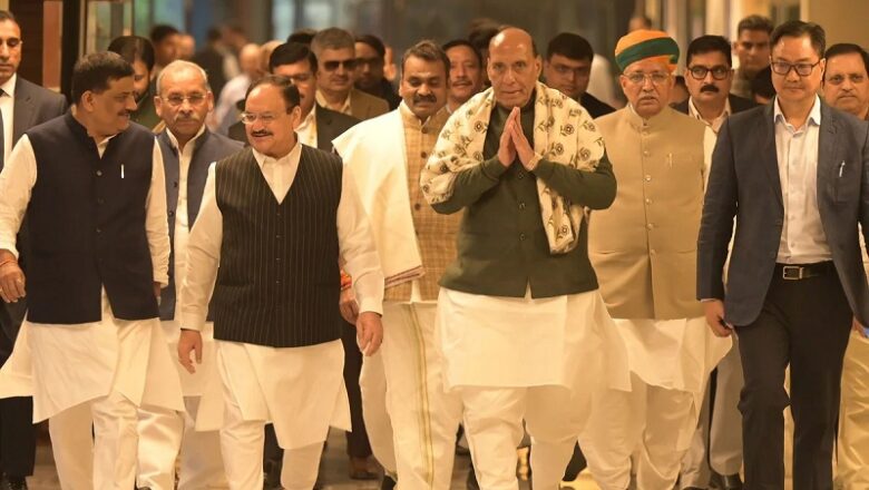 संसद का शीतकालीन सत्र आज से…. SIR को लेकर हंगामा होने के आसार