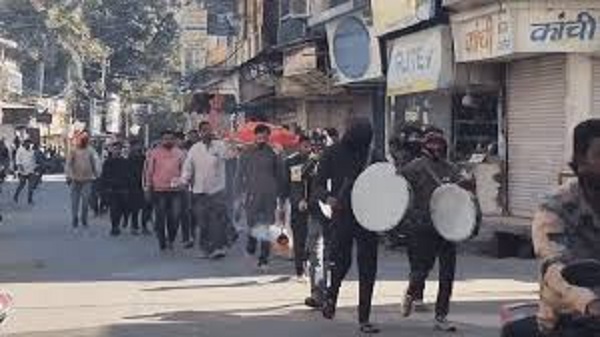 बेटी ने की प्रेमी से शादी तो नाराज घरवालों ने निकाली शव यात्रा