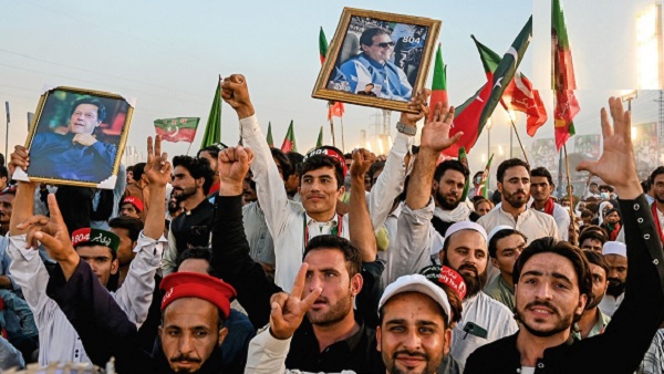 तोशाखाना मामले में इमरान खान और बुशरा बीबी ने सजा को हाईकोर्ट में दी चुनौती