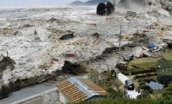 जापान में मेगाक्वैक एडवाइजरी: सुनामी में जा सकती है दो लाख की जान