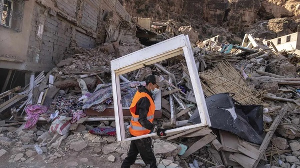 मोरक्को में ताश के पत्ते की तरह ढही इमारत, 19 लोगों की मौत