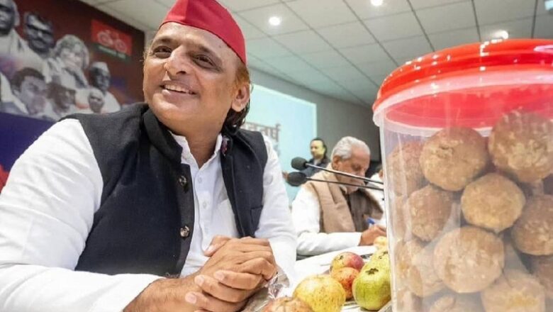 UP में जायके और जाति का अनोखा मेल.. चर्चा में सपा की ‘बाटी-चोखा’ की दावत