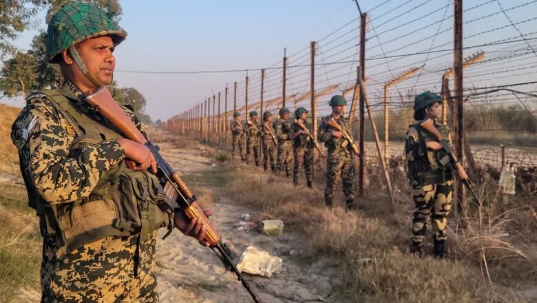 पाक की नापाक हरकत, LoC पर सर्विलांस कैमरे लगाते समय की गोलीबारी, भारत ने दिया मुंहतोड़ जवाब