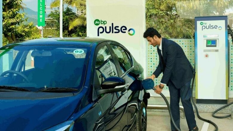 सरकार की तैयारी… EV वाहनों से होगी लंबी दूरी की यात्रा, नहीं रहेगा रास्ते में बैटरी खत्म होने का डर