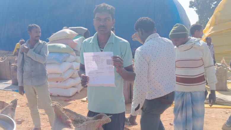 एमसीबी: बदली धान खरीद व्यवस्था से किसान रमाशंकर को मिला मेहनत का पूरा सम्मान