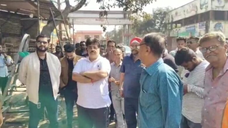 नये बस स्टैंड में अतिक्रमण हटाने के लिए निगम की सख्त कार्रवाई