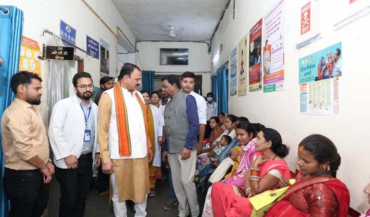 स्वास्थ्य मंत्री ने शहरी सामुदायिक स्वास्थ्य केंद्र का किया निरीक्षण, व्यवस्थाओं को बेहतर बनाने के दिए निर्देश