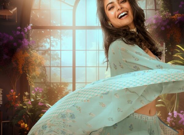 प्रभास की फिल्म ‘द राजासाब’ में रिद्धि कुमार बनीं अनिता, सादगी में छुपा खास जादू