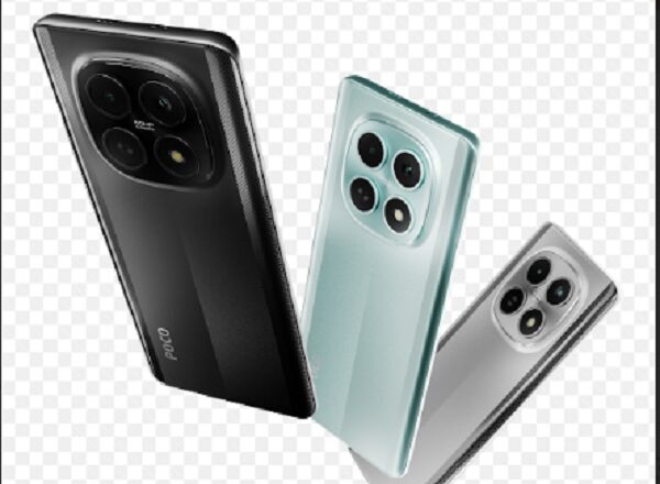 पोको M8 5G कर्व्‍ड एमोलेड डिस्‍प्‍ले के साथ भारत में लॉन्‍च