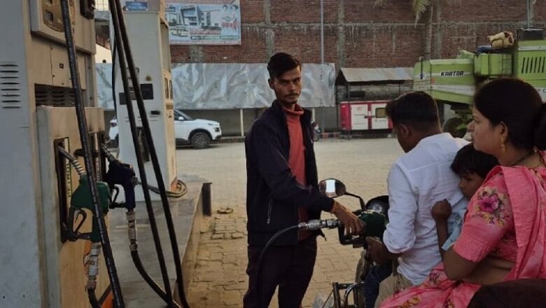 अप्रैल से 20% एथेनॉल वाले पेट्रोल से चलेंगे वाहन…. केन्द्र ने अनिवार्य की E-20 की बिक्री