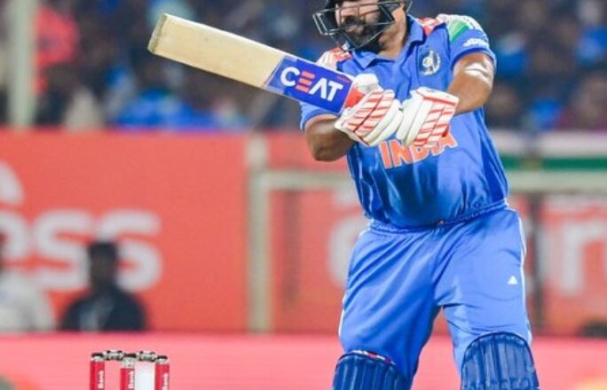 रोहित शर्मा ने पद्मश्री सम्मान पर कहा- देश के लिए जीतने की कोशिश जारी रहेगी