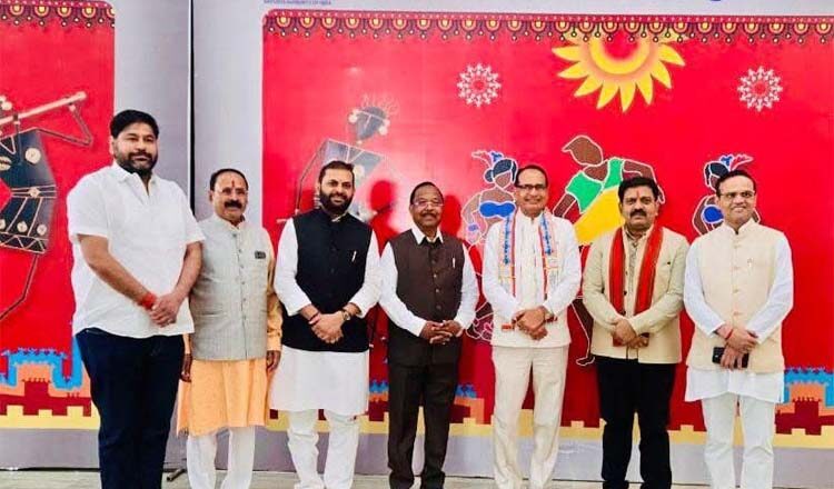 केंद्रीय मंत्री शिवराज सिंह चौहान का रायपुर में भव्य स्वागत