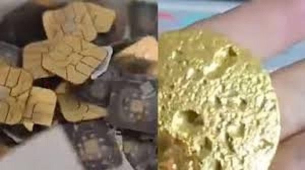 सिम और इलेक्ट्रॉनिक कचरे से निकाला लाखों का सोना, वायरल हुआ वीडियो
