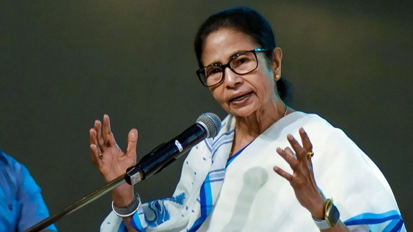केरलम की मंजूरी के बाद ममता ने फिर उठाई नाम बदलने की मांग