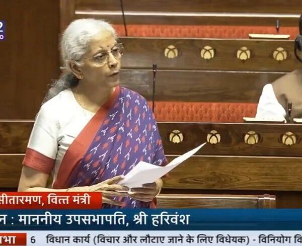 2033 तक देश के हर नागरिक को मिलेगा स्वास्थ्य बीमा का लाभ : निर्मला सीतारमण