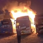 मप्रः इंदौर में पार्किंग में खड़ी तीन बसों में लगी भीषण आग