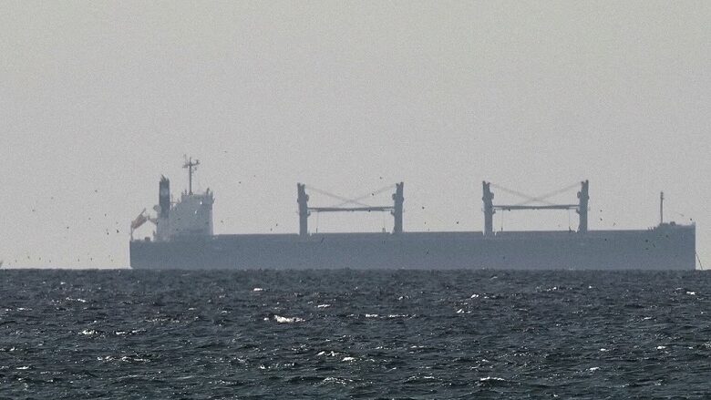 लंबे युद्ध की तैयारी….. फूड सप्लाई सुरक्षित करने में जुटा ईरान, खाद्यान से भरे 6 जहाज होर्मुज से गुजरे