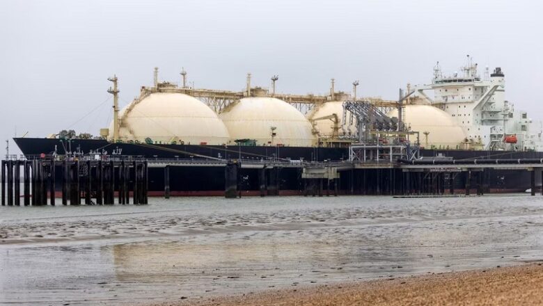 पश्चिम एशिया में चल रहे युद्ध से LNG सप्लाई को बड़ा झटका… भारत में 40% घटी सप्लाई