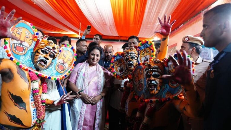 जेएलएन स्टेडियम में ‘ओडिशा पर्व’ की धूम, मुख्यमंत्री रेखा गुप्ता हुईं शामिल