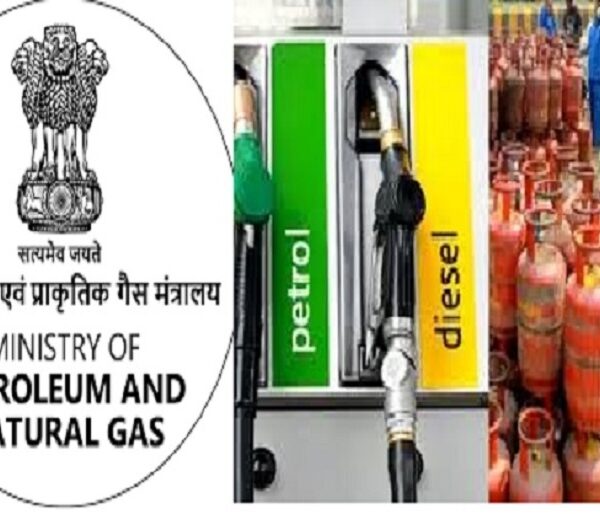 एलपीजी बुकिंग घटकर 77 लाख हुईं, देश में ईंधन की कोई कमी नहीं: सरकार