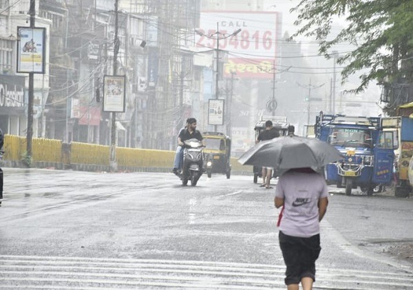 Weather: MP में बदला मौसम का मिजाज, 3 दिन तक आंधी-बारिश और ओलावृष्टि की चेतावनी