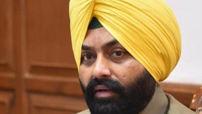 Punjab: वेयरहाउसिंग कॉरपोरेशन के जिला प्रबंधक सुसाइड केस में पूर्व मंत्री भुल्लर के खिलाफ FIR…. हो सकती है गिरफ्तारी