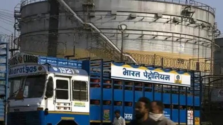 बांग्लादेश में पेट्रोल-डीजल की भारी किल्लत… संकट में भारत ने की मदद… 5000 टन अतिरिक्त Diesel भेजा